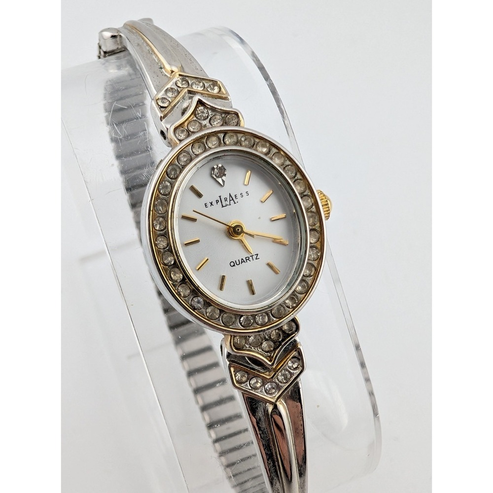 LA Express Watch Women 19mm Case Crystal Bezel Silver Stretch Band- New Battery